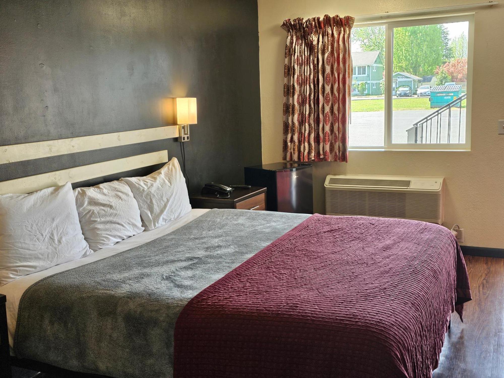 Sumner Motor Inn Екстериор снимка